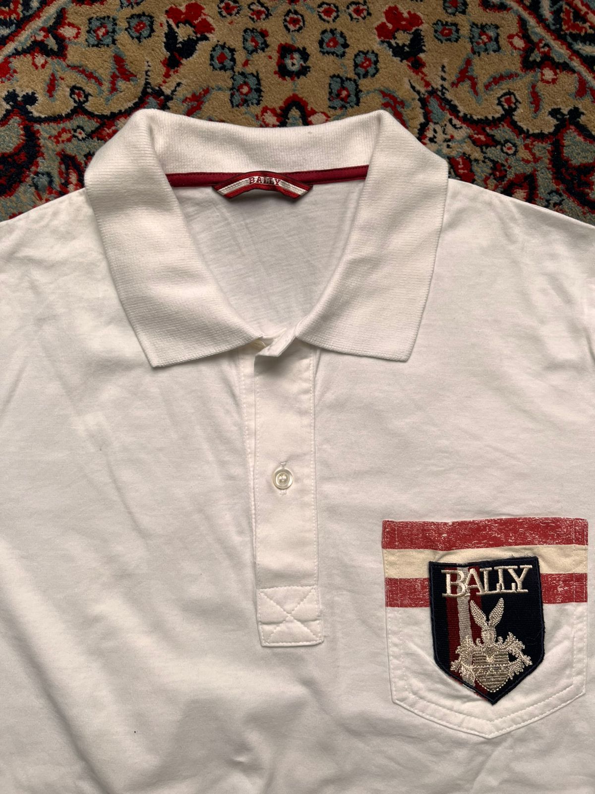 VINTAGEBALLY ITALY CREST LOGO STRIPED POCKET POLO TEE - M