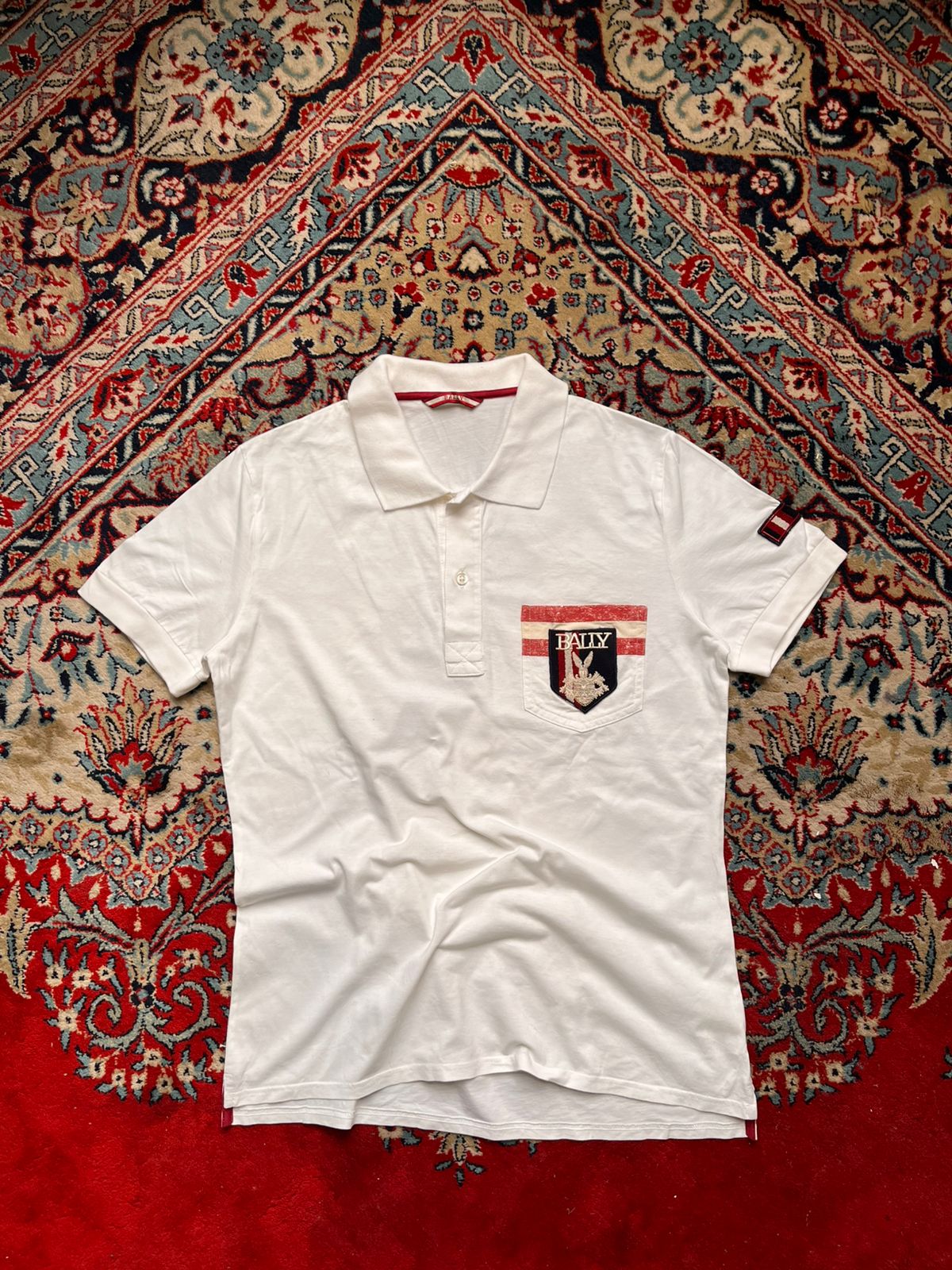 VINTAGEBALLY ITALY CREST LOGO STRIPED POCKET POLO TEE - M