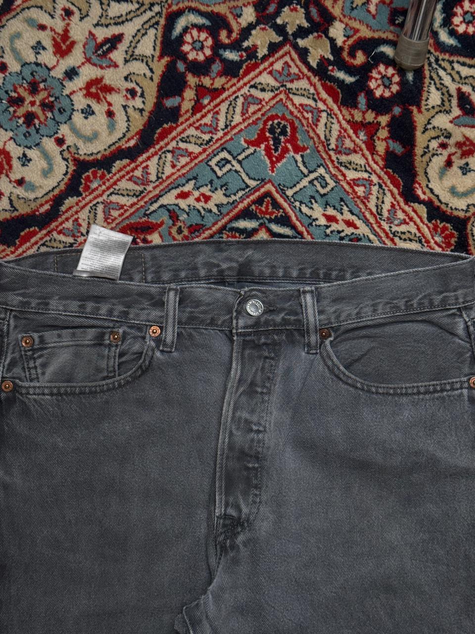 Levi’s 501 Original Fit Grey Straight FIT JEANS - 32