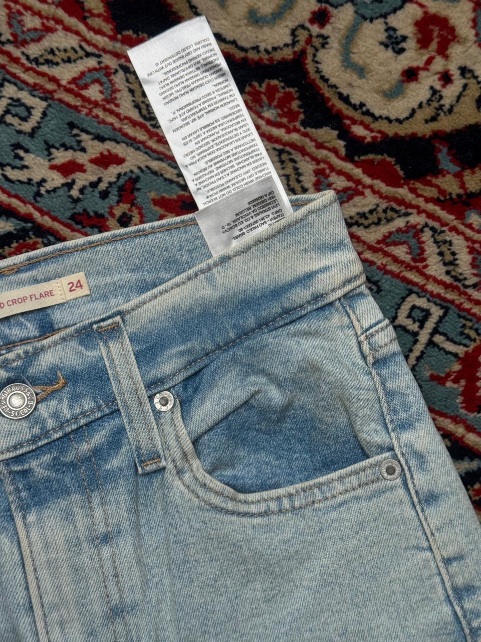 LEVI'S  LIGHT WASH HIGH WAISTED CROP FLARED JEANS - 24