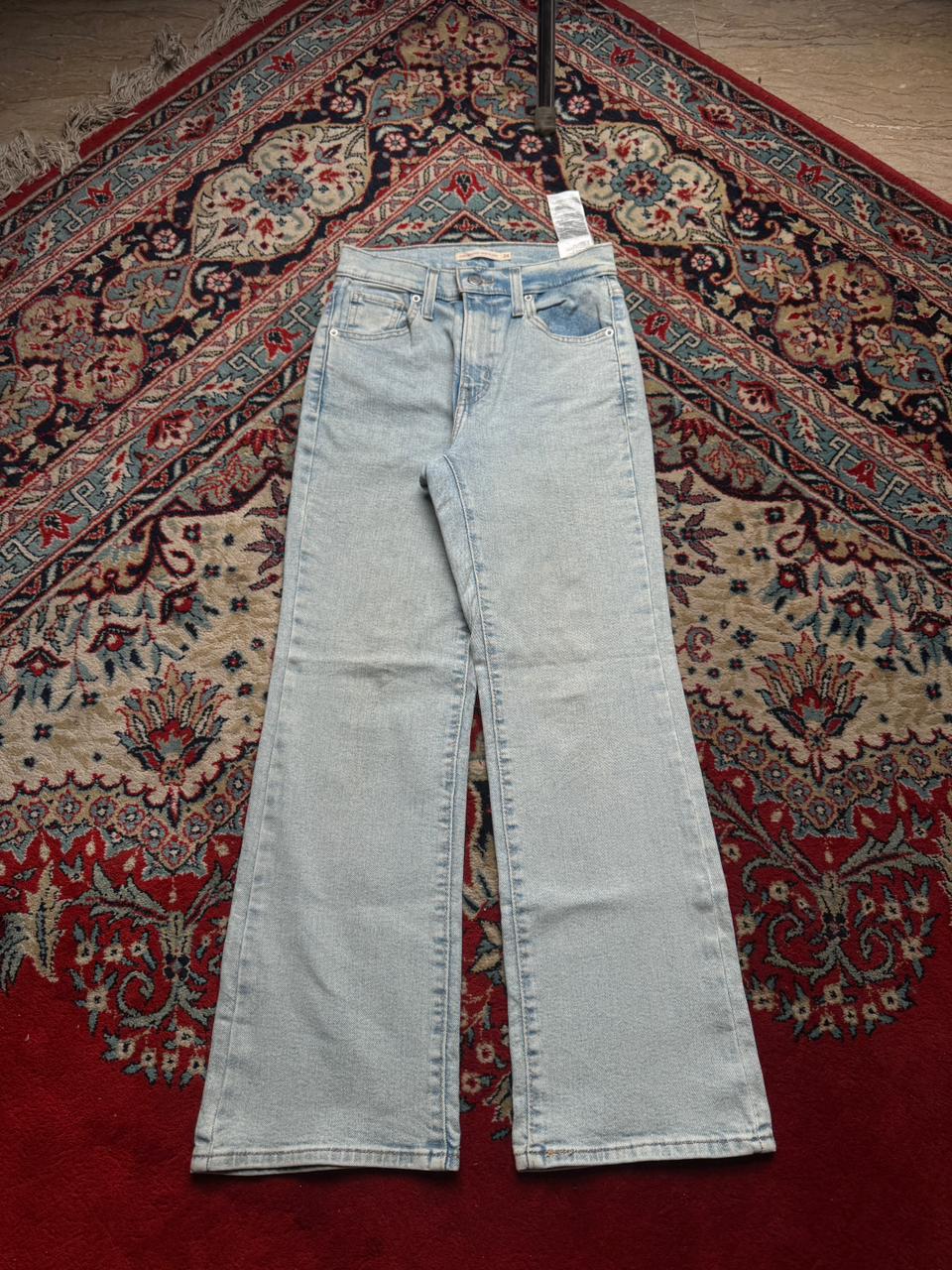 LEVI'S  LIGHT WASH HIGH WAISTED CROP FLARED JEANS - 24