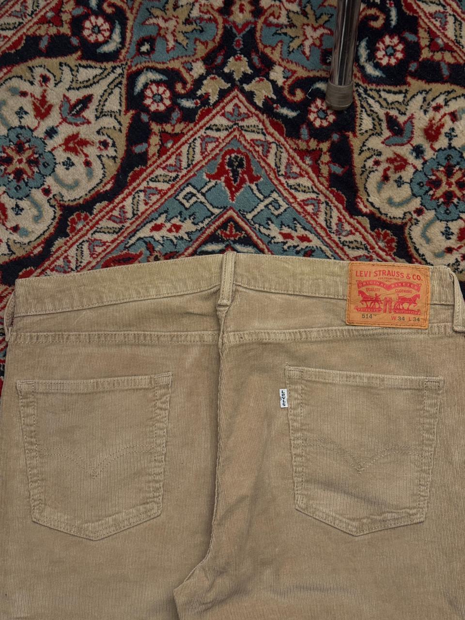 LEVI’S 514 STRAIGHT FIT CORDUROY KHAKI PANTS - 34