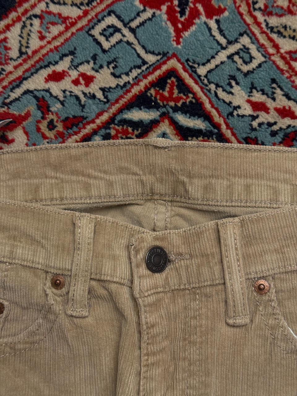 LEVI’S 514 STRAIGHT FIT CORDUROY KHAKI PANTS - 34