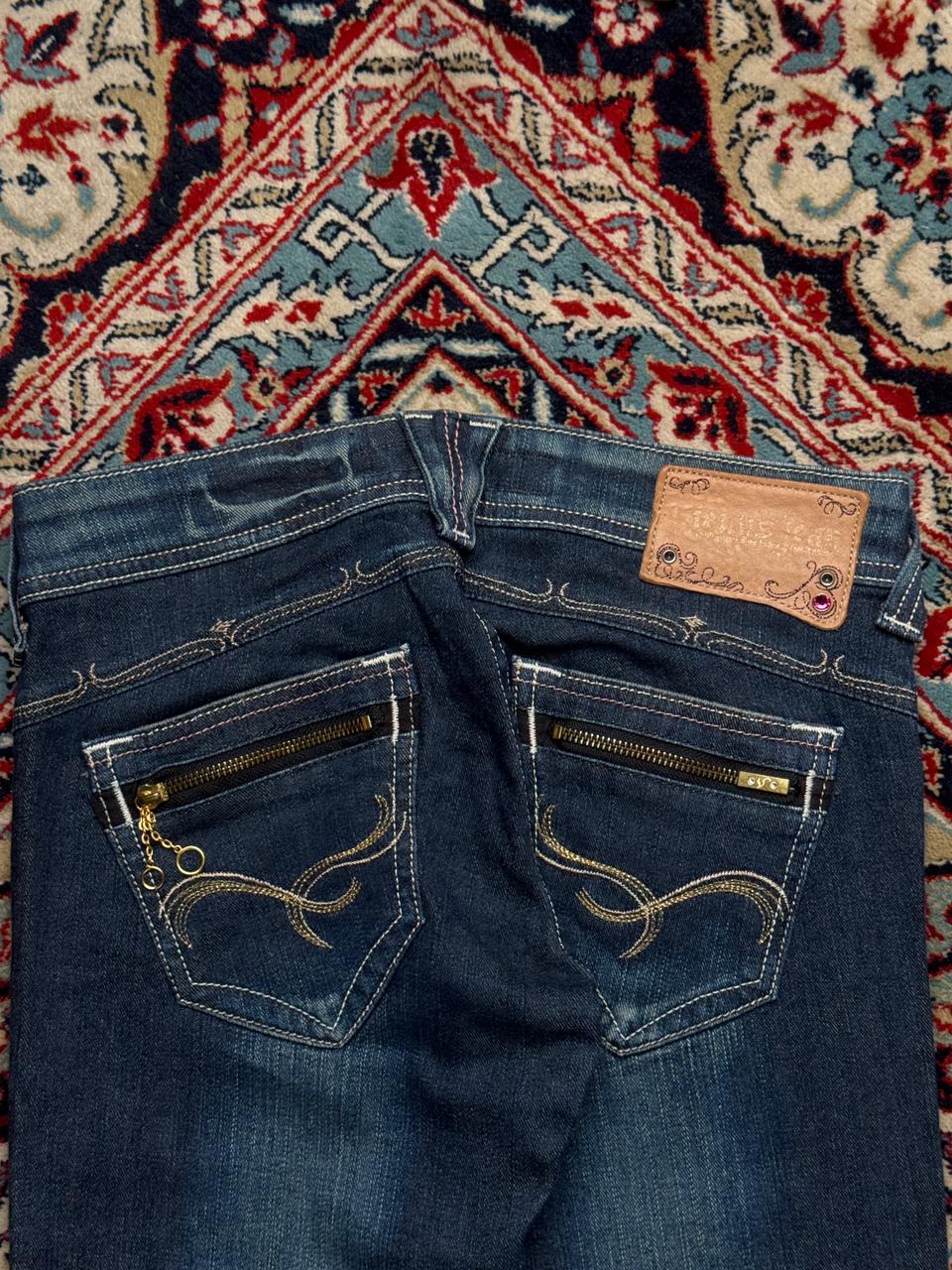 Venus Jean Dark Wash Bootcut Embroidered Jeans - 30