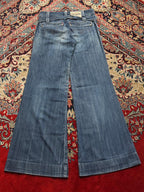 Levi Strauss & Co Medium WashED FlareD Cinch Back Jeans - 28