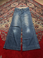 Levi Strauss & Co Medium WashED FlareD Cinch Back Jeans - 28