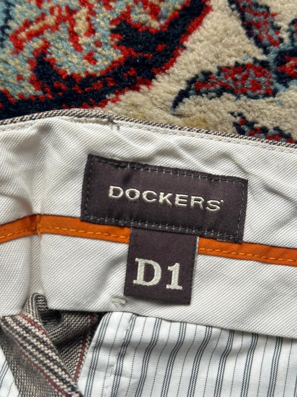 Dockers D1 STRAIGHT Fit Plaid Cotton Chino Pants - 36