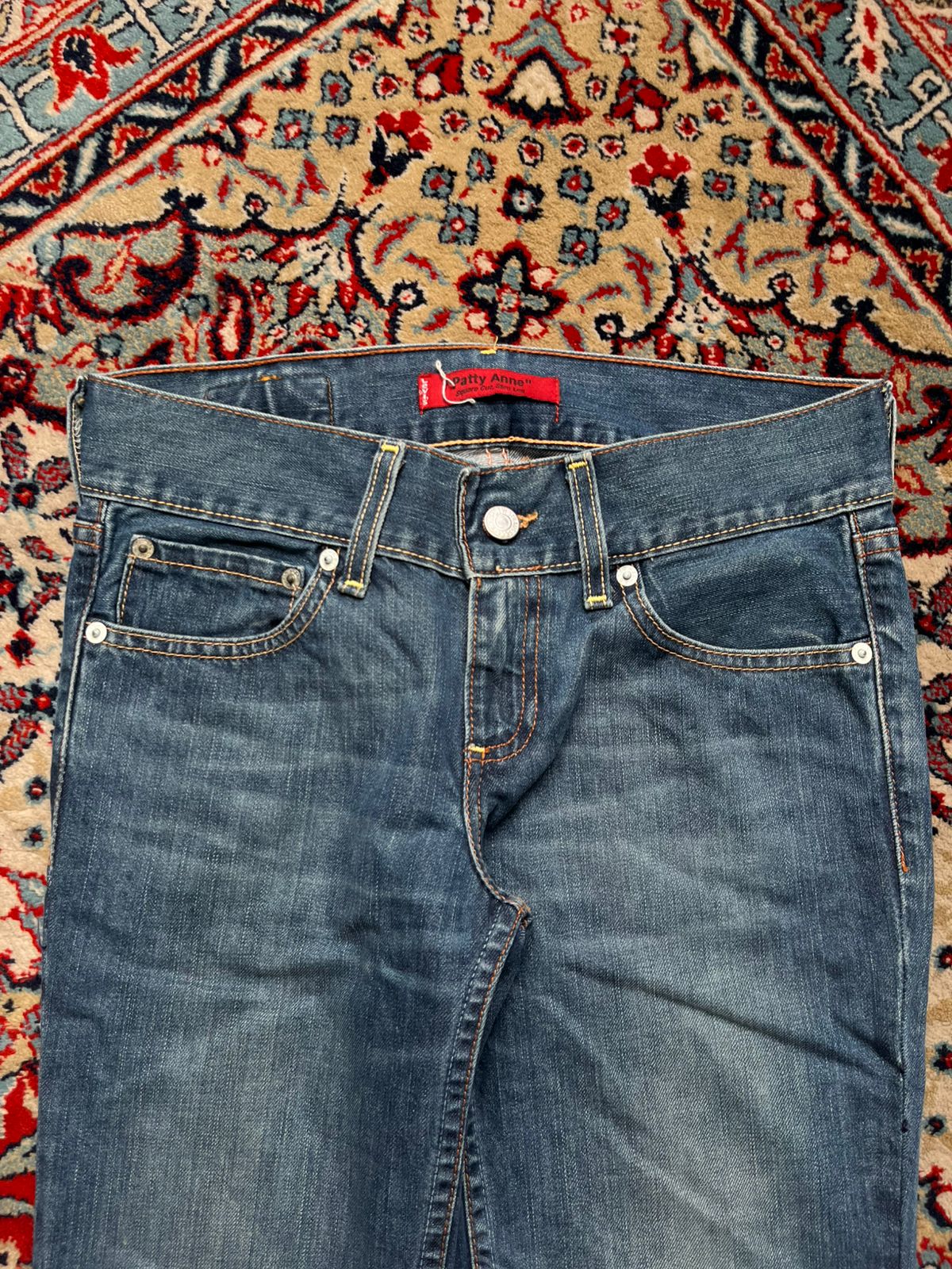 Levi's Patty Anne Slim fit Patch Blue JEANS - 28
