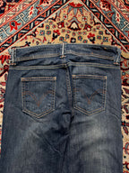 Levi's Jenny LeE BOOTCUT Dark WashED Blue JEANS - 28