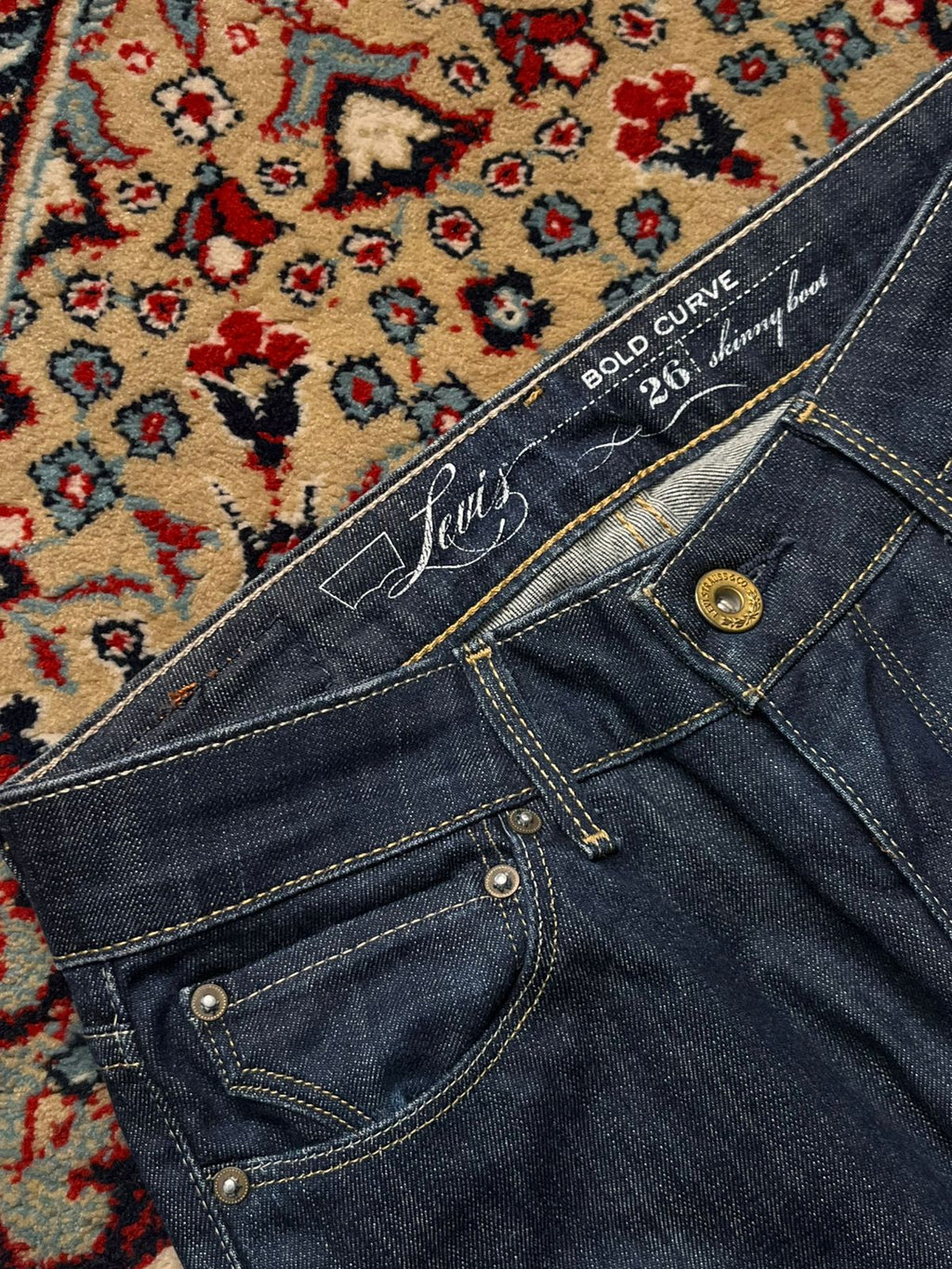 Levi's Bold Curve Skinny BootCUT Dark WashED Indigo JEANS - 24