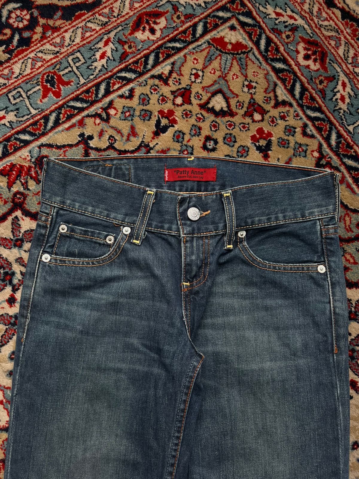 Levi's Patty Anne Slim FIT Patchwork Distressed Blue JEANS - 28