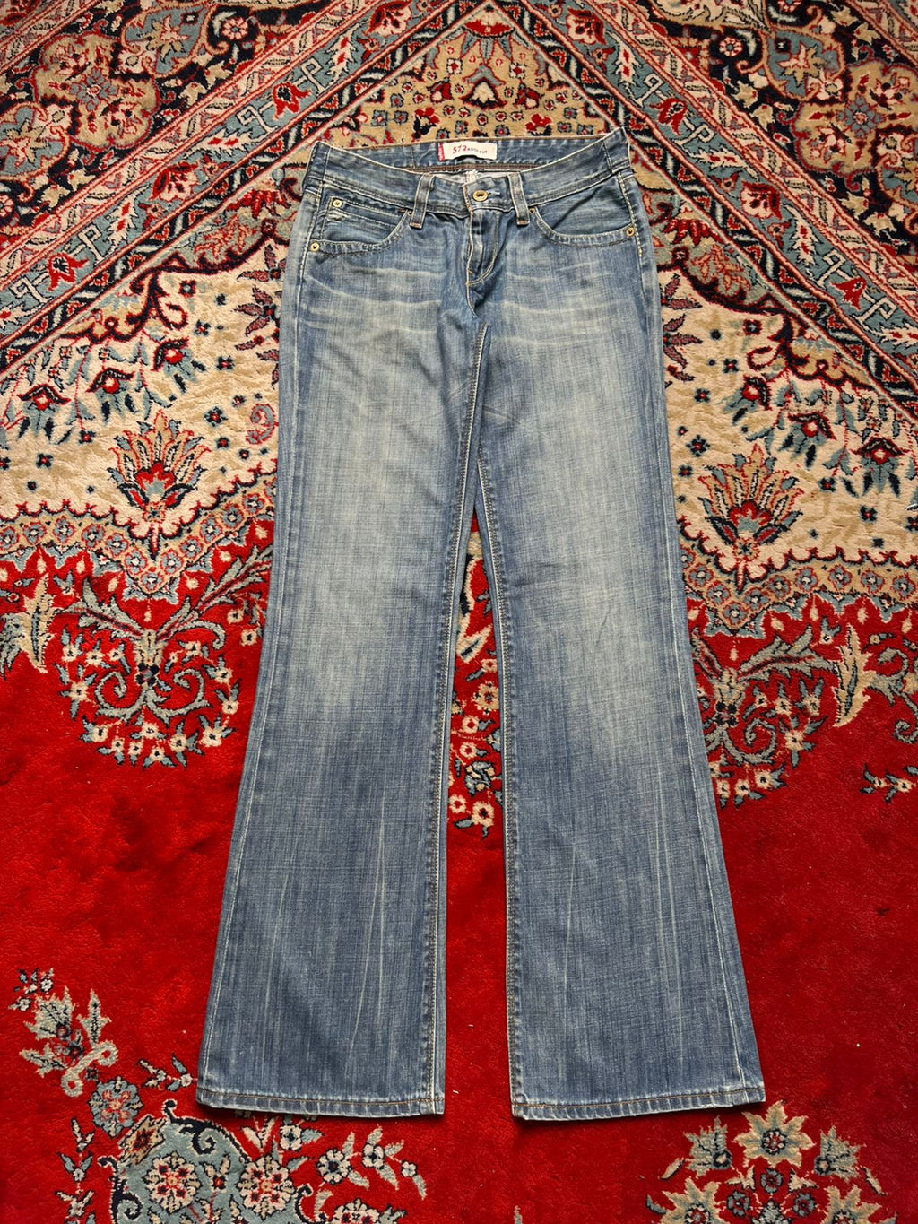 Levi's 572 Bootcut Light WashED Low Rise WOMEN JEANS - 26