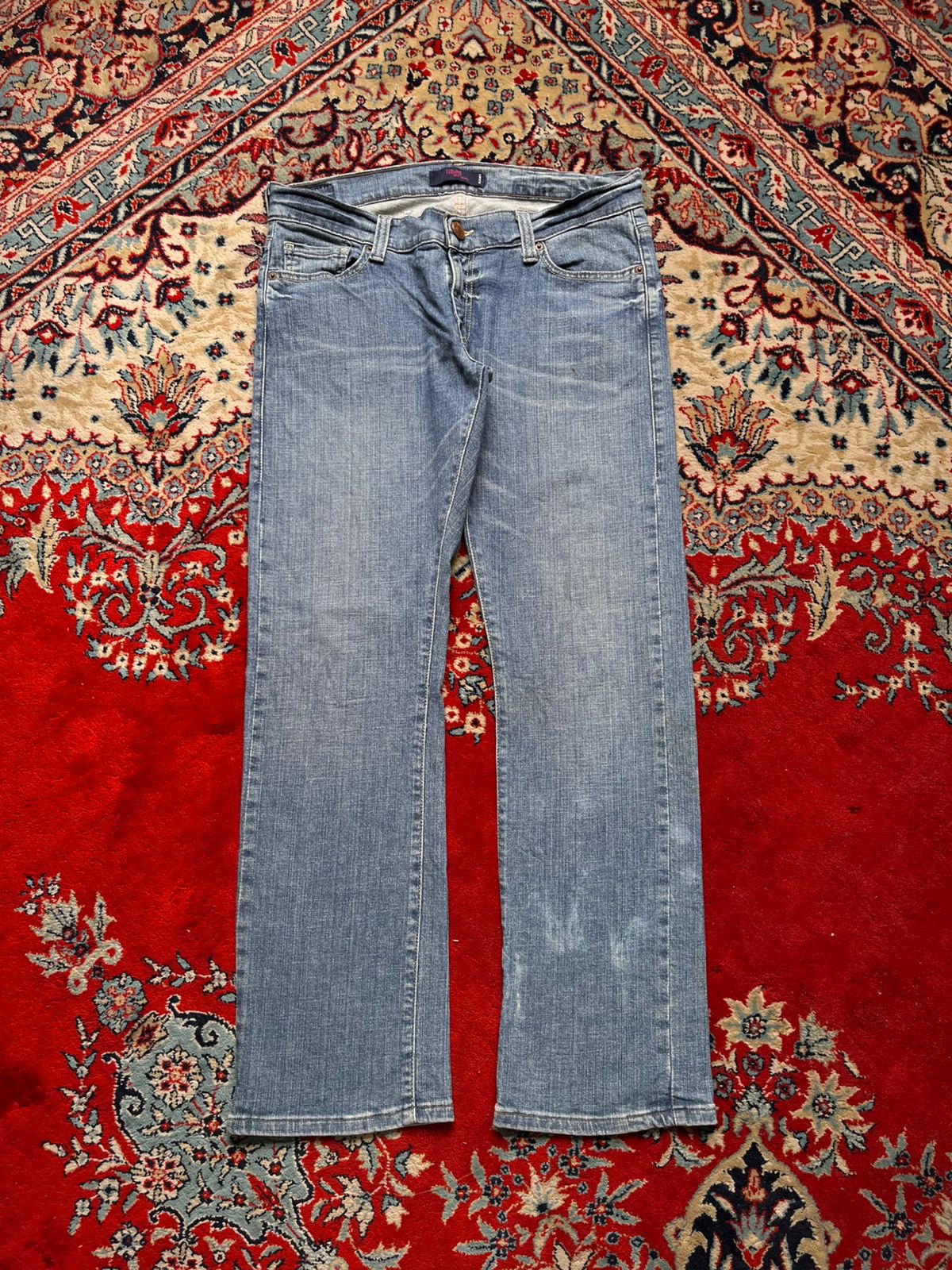 Levi’s 504 Medium WashED Straight-BOOTCUT FIT Blue JEANS - 32