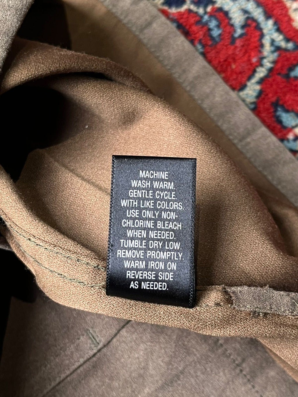 CROFT & BARROW OLIVE GREEN FAUX SUEDE SOFT BUTTON DOWN SHIRT - L