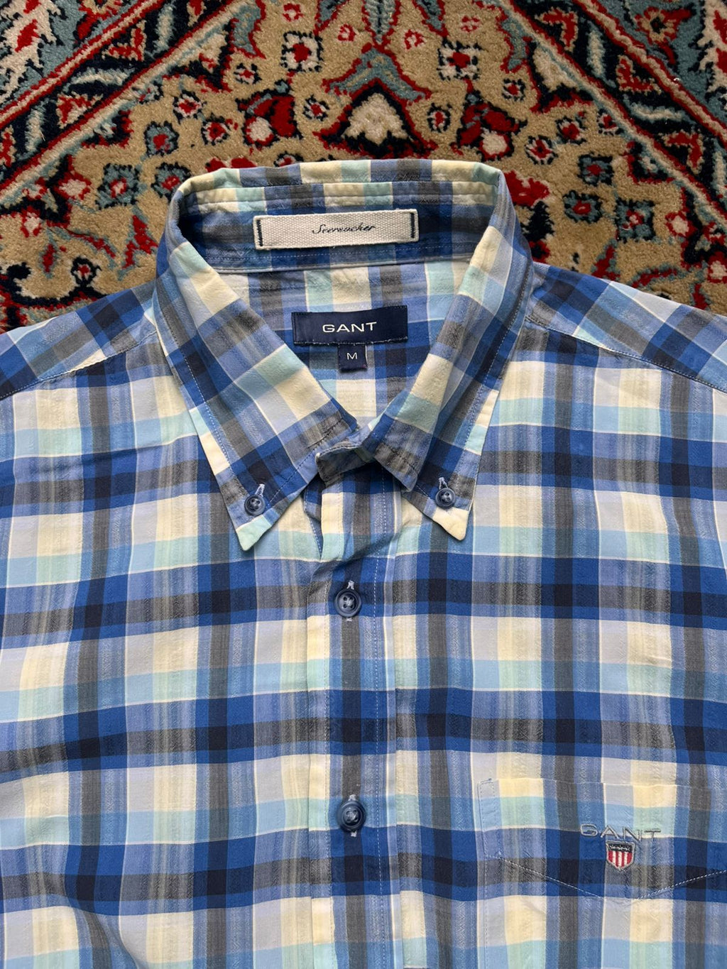 GANT BLUE WHITE PLAID SEERSUCKER LOGO BUTTON DOWN SHIRT - M