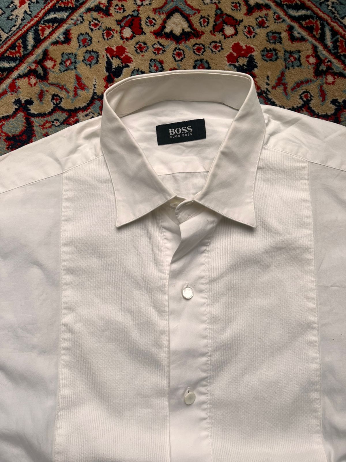 HUGO BOSS White Pleated Bib Front  BUTTON DOWN SHIRT - XL