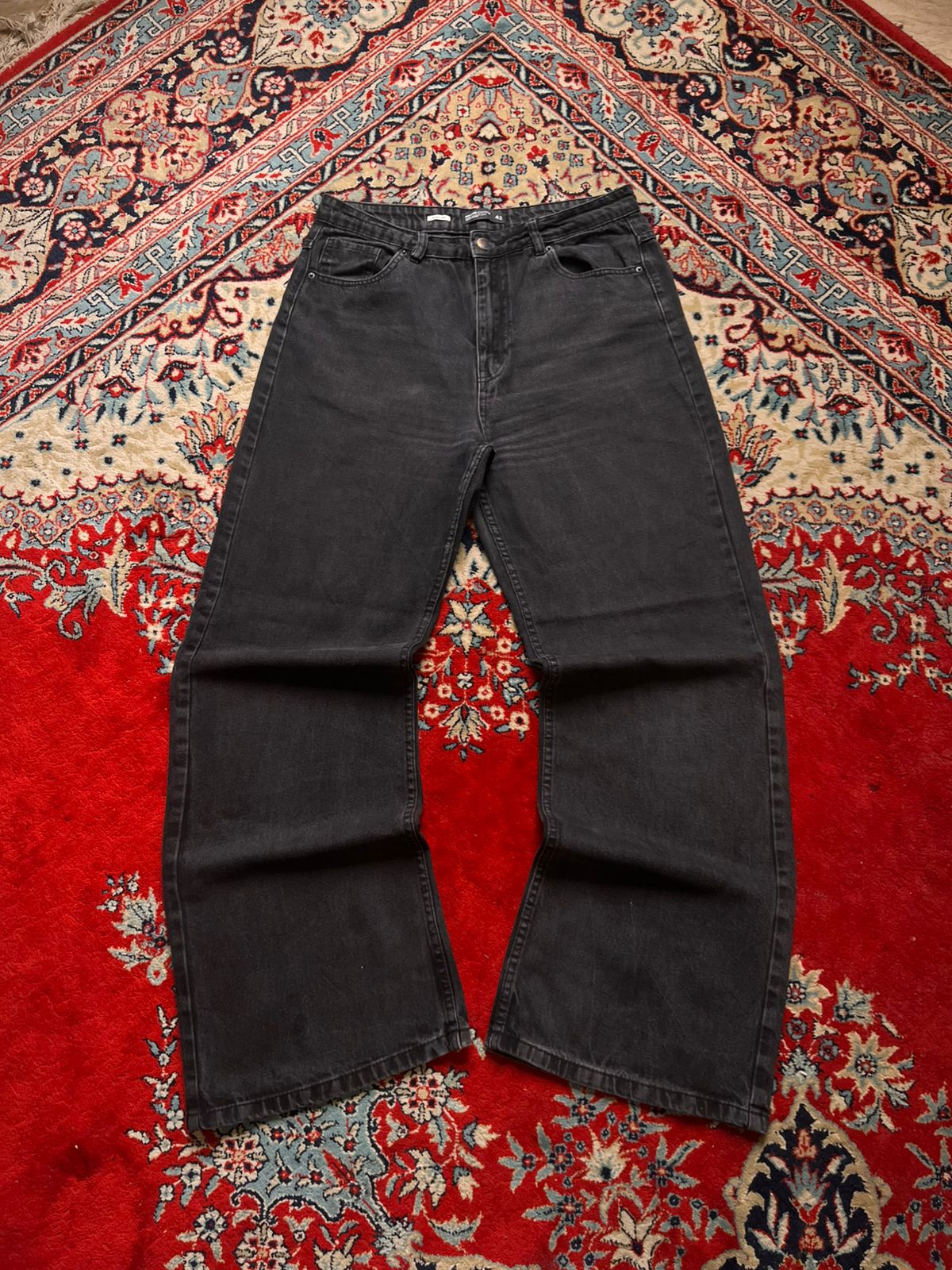 HOUSE OF DENIM BLACK STRAIGHT BOOTCUT JEANS - 32
