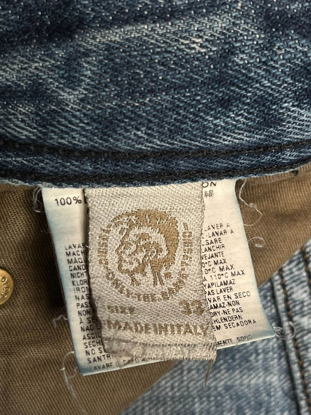 Diesel Busky WashED 0071L Relaxed Fit JEANS - 34