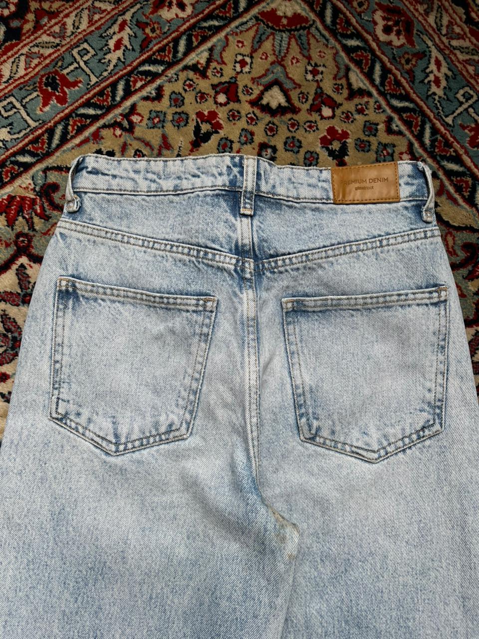 Gina Tricot High Waisted BAGGY FIT Light WashED JEANS - 26