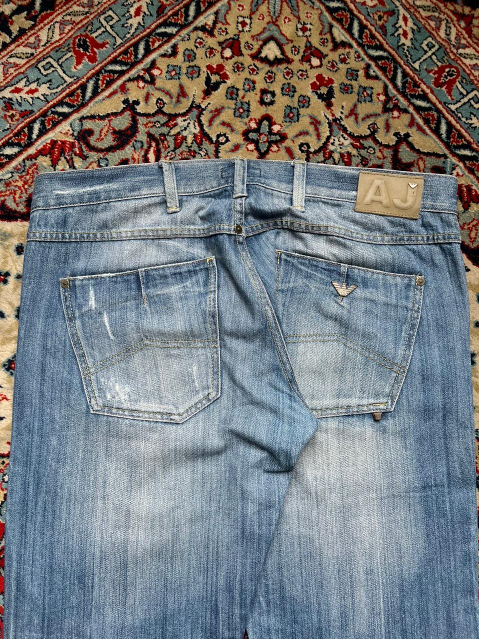 Armani Jeans STRAIGHT FIT Distressed Light WashED JEANS - 36