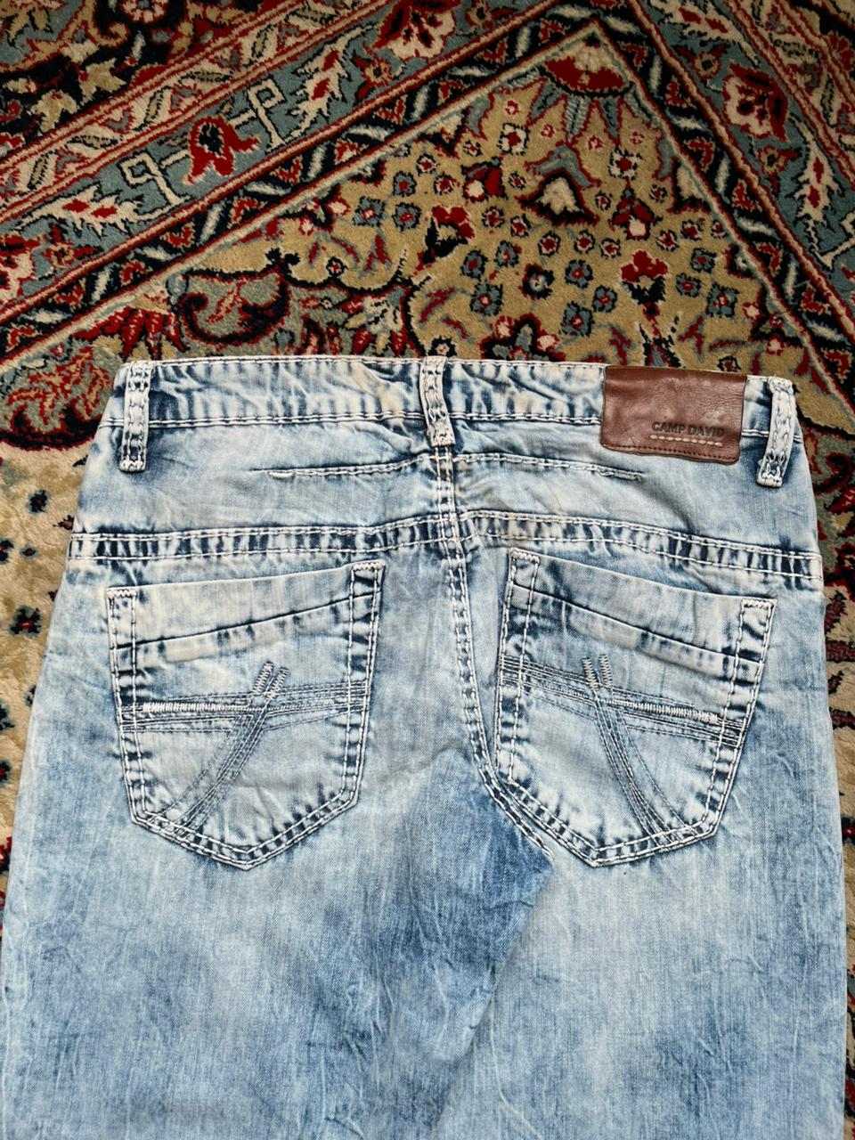 CAMP DAVID Light Acid WashED Straight-BOOTCUT FIT JEANS - 32