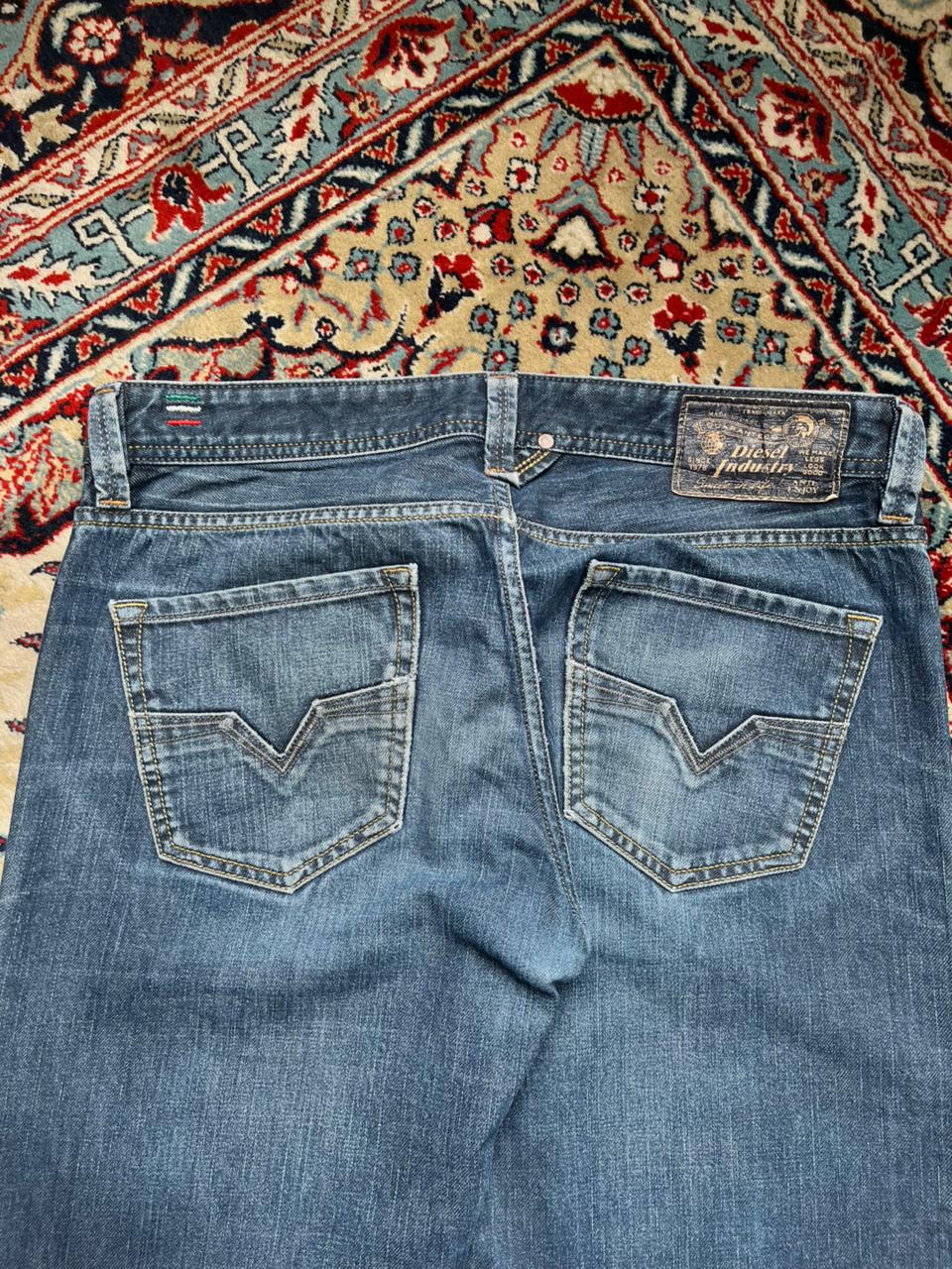 Diesel Larkee Straight WashED 008Z8 Blue JEANS - 32