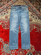 REPLAY Straight FIT Light WashED Distressed JEANS - 34