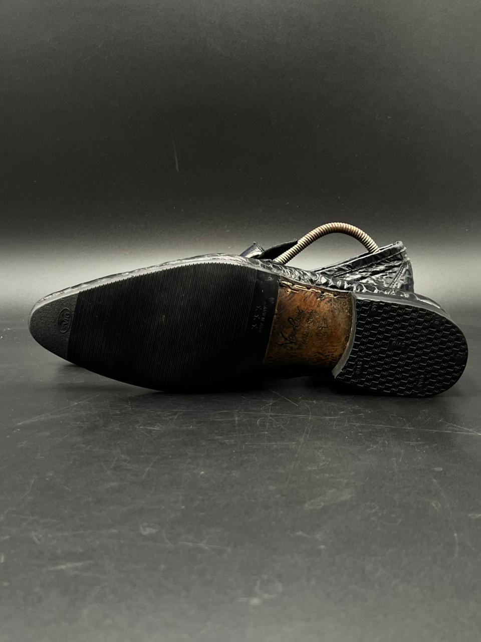 Salvatore Ferragamo Gancini Buckle Handmade CROC-embossed Leather Loafers - 42.5