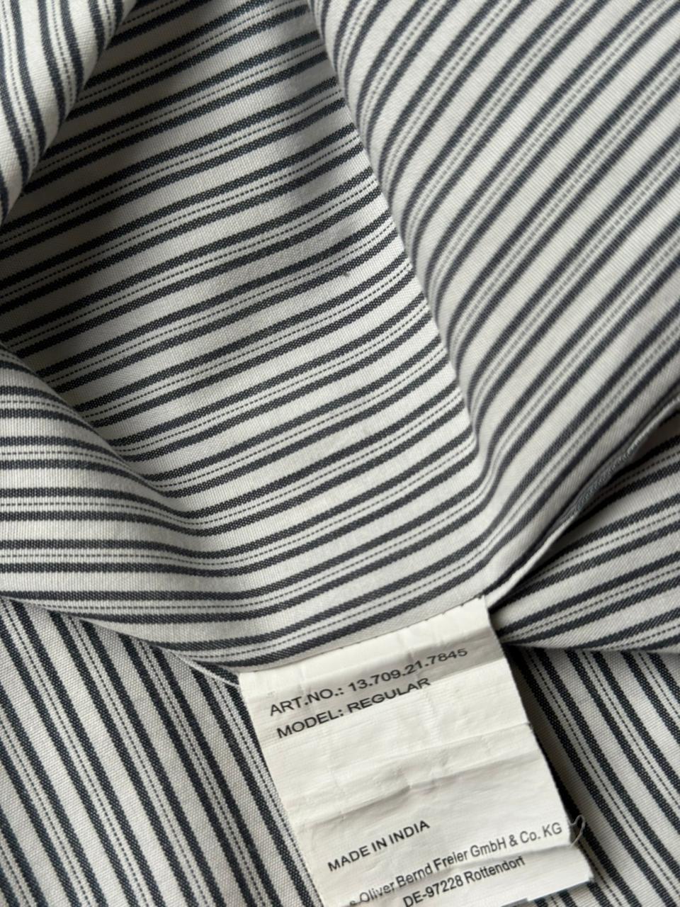 S.OLIVER REGULAR FIT STRIPED BUTTON DOWN SHIRT - XL