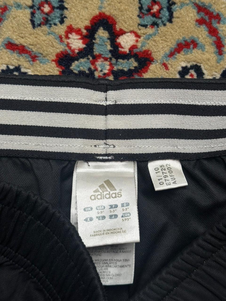 ADIDAS BLACK ATHLETIC RUNNING GYM TRAINING WOMEN SHORTS - 26