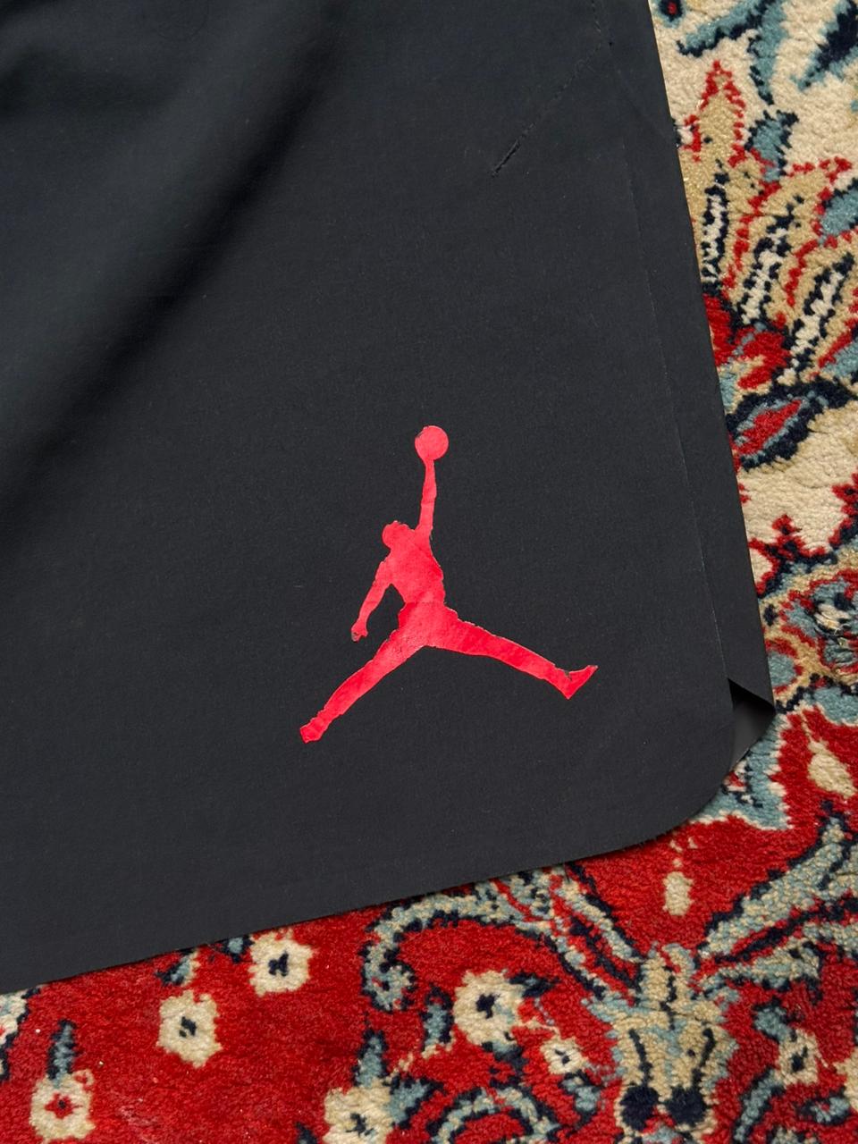 AIR JORDAN BLACK RED JUMPMAN ATHLETIC BASKETBALL SHORTS - 34