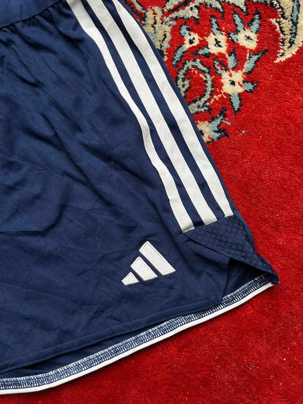 Adidas Navy Blue 3 Stripe Running Athletic Gym WOMEN Shorts - 26