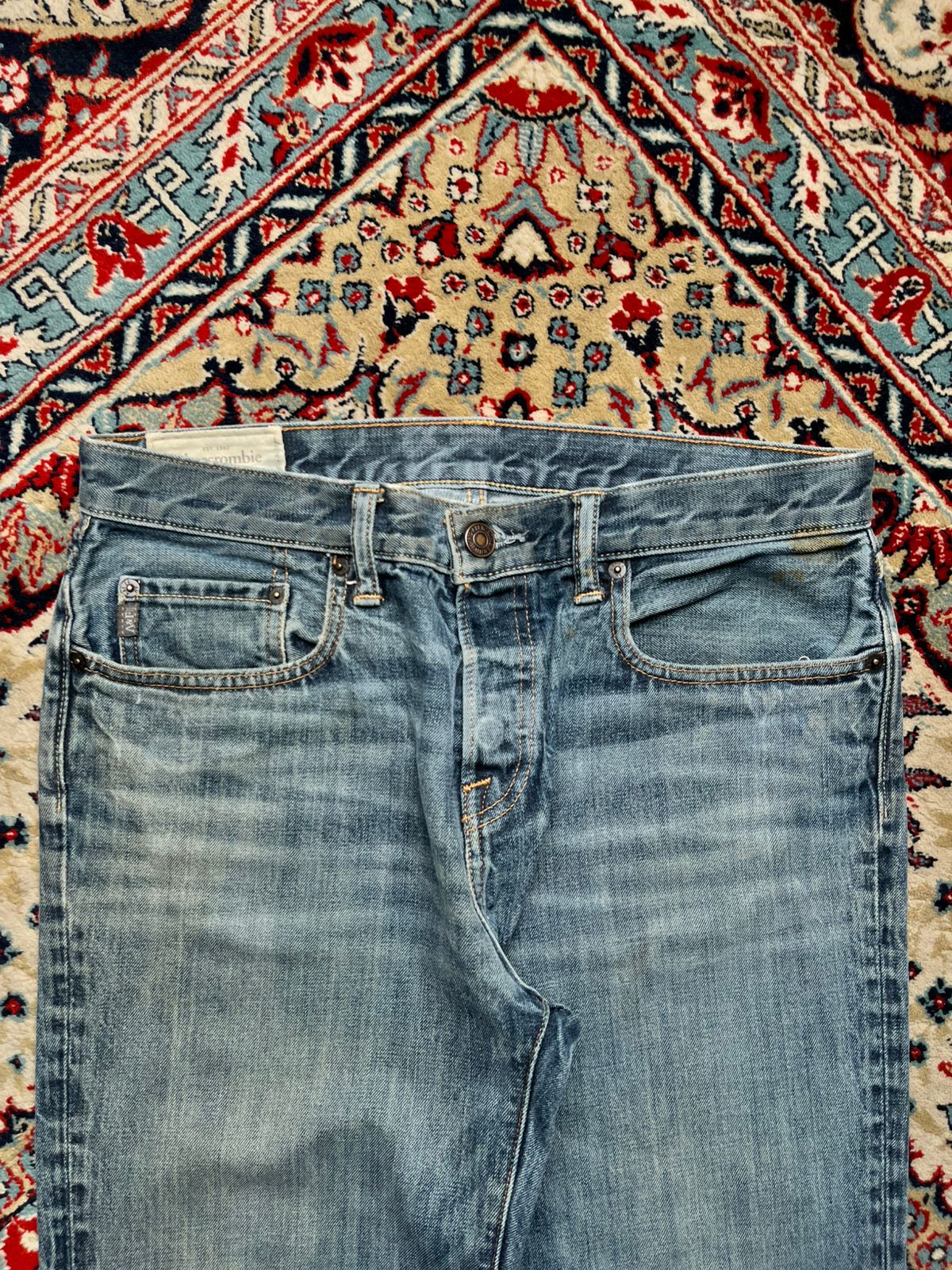 Abercrombie & Fitch Classic Straight FIT Light WashED JEANS - 32