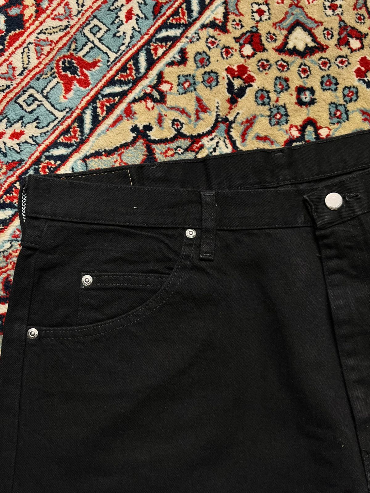 Wrangler Relaxed Fit Black JEANS - 38