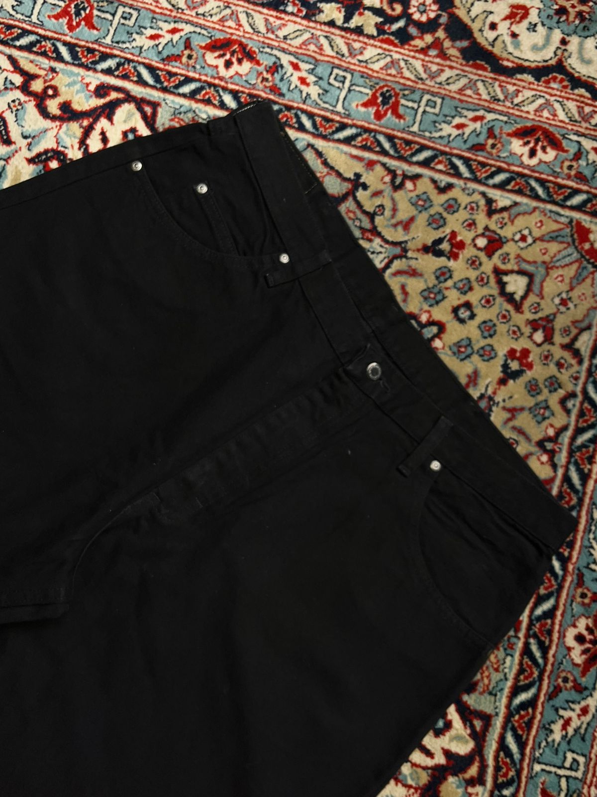 Wrangler Relaxed Fit Black JEANS - 38
