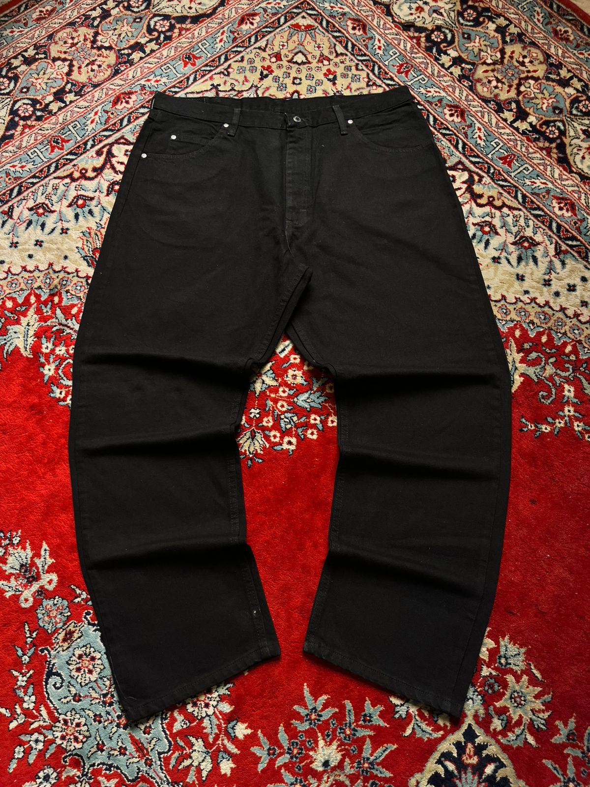 Wrangler Relaxed Fit Black JEANS - 38