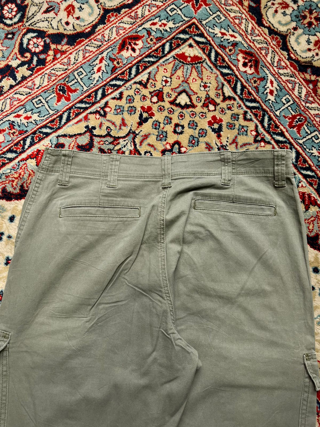 Wrangler Authentics Heavy weight Relaxed Fit Military Green Cargo PANTS - 34