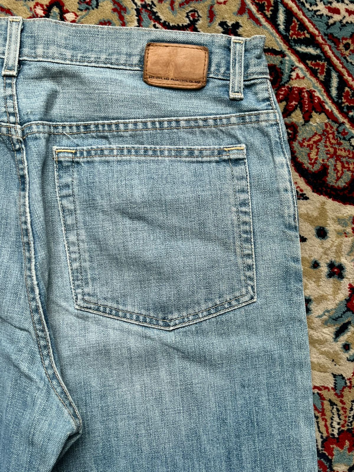 GAP Loose Fit Light WashED JEANS - 34