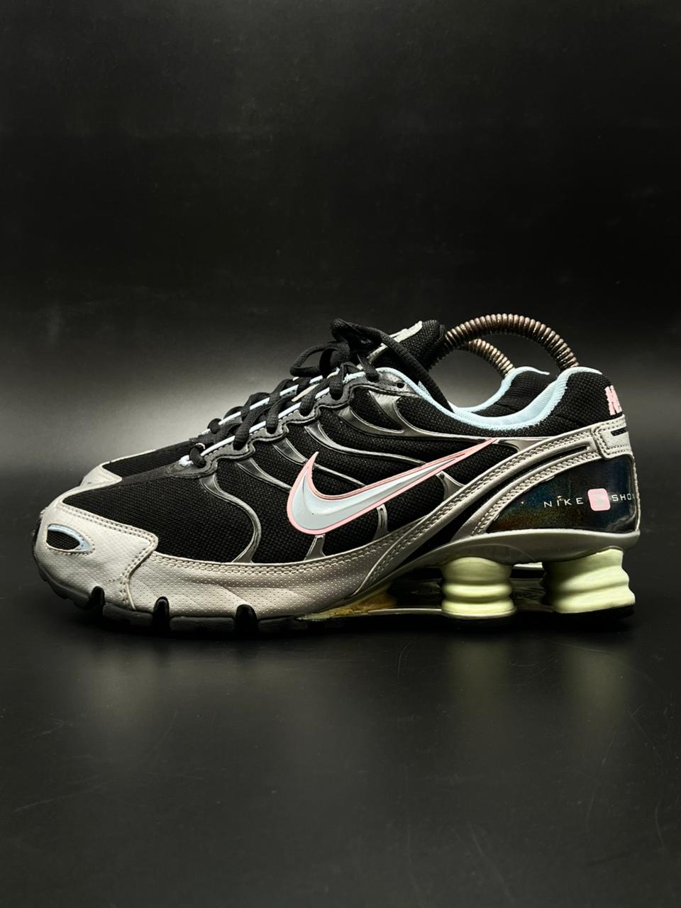Nike Shox Rivalry Black Metallic Silver Pink SNEAKERS - 40.5