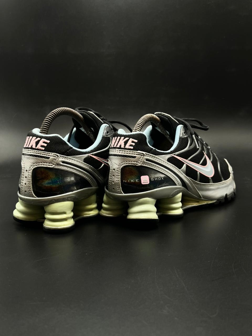 Nike Shox Rivalry Black Metallic Silver Pink SNEAKERS - 40.5