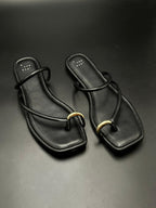 A New Day Black Toe Ring Strappy Flat SANDALS - 41