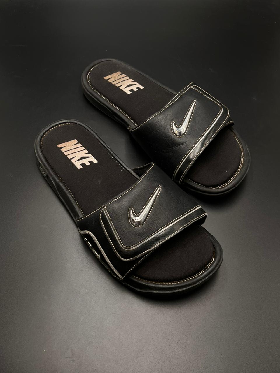 Nike Comfort Slides - 46
