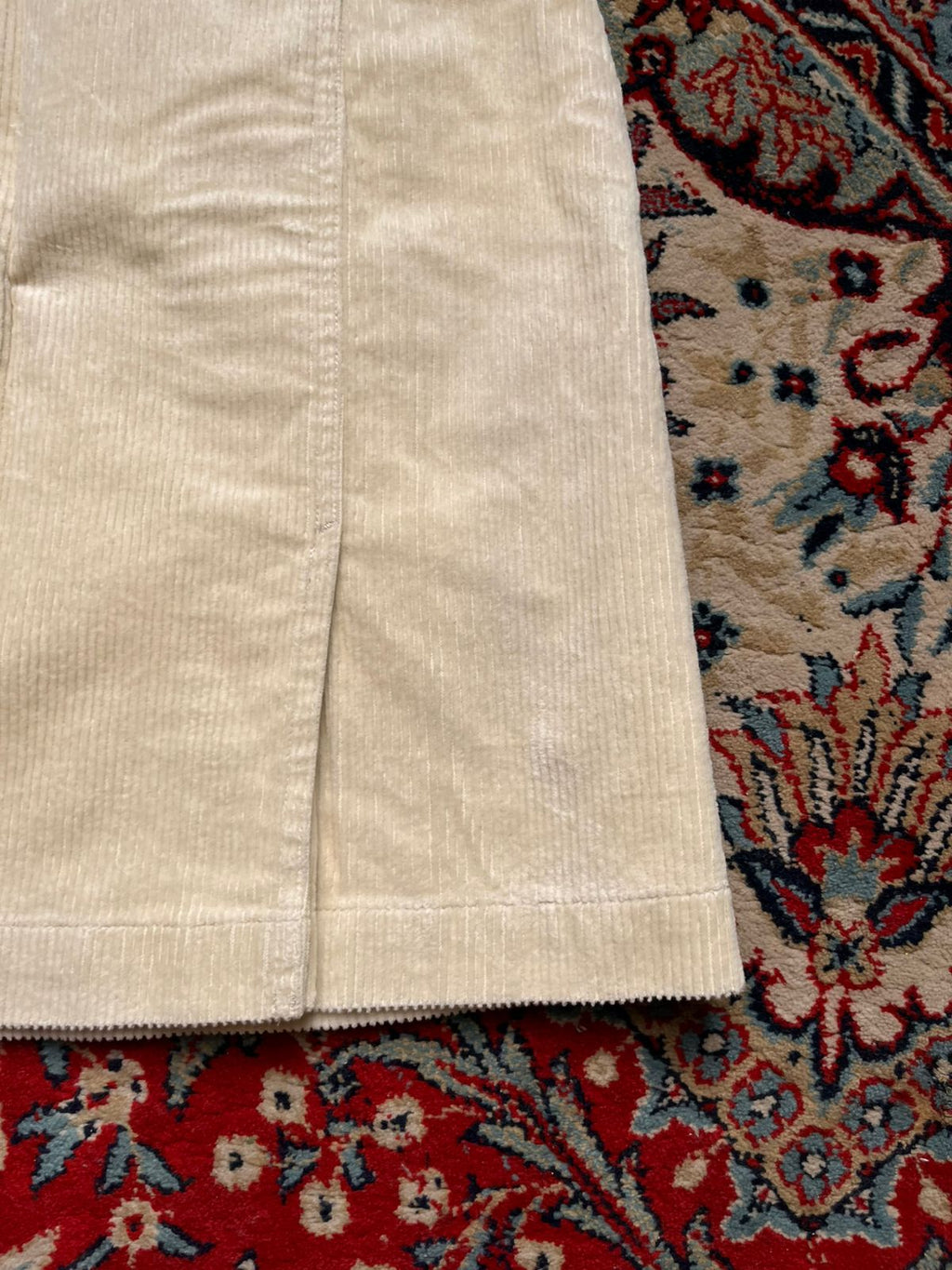 Uniqlo Off-White Cotton Corduroy Front Slit Mini Skirt - 26