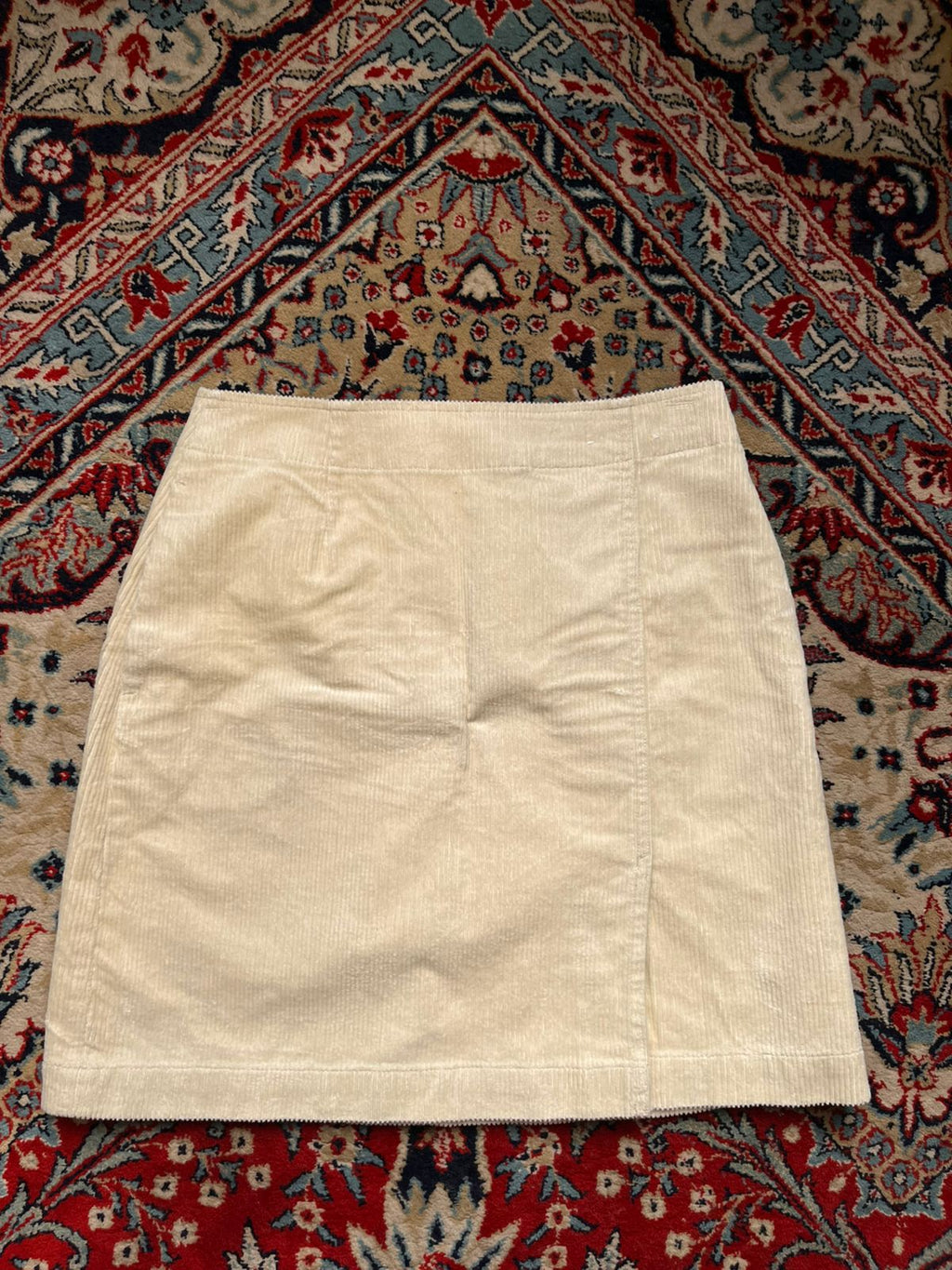 Uniqlo Off-White Cotton Corduroy Front Slit Mini Skirt - 26