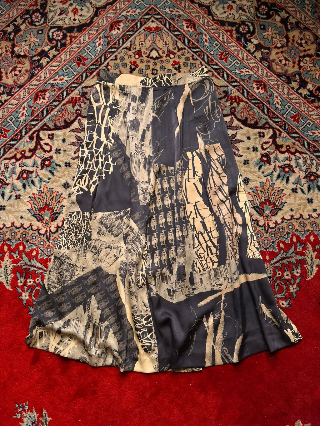 Vintage Gio Japan Abstract City Graphic Print Pleated Maxi Skirt - 26