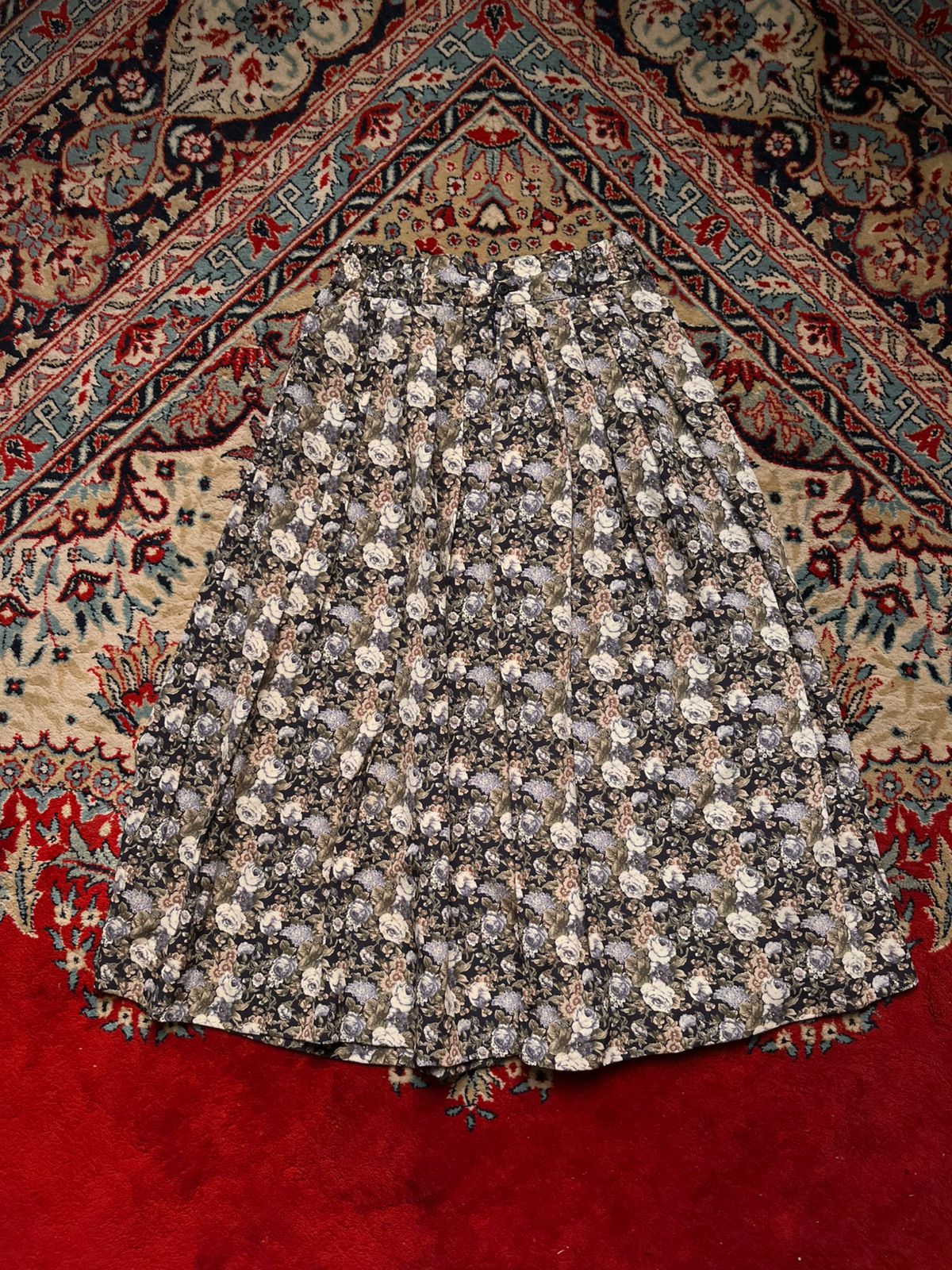 Vintage Camel House Floral Pleated Maxi Skirt - 24