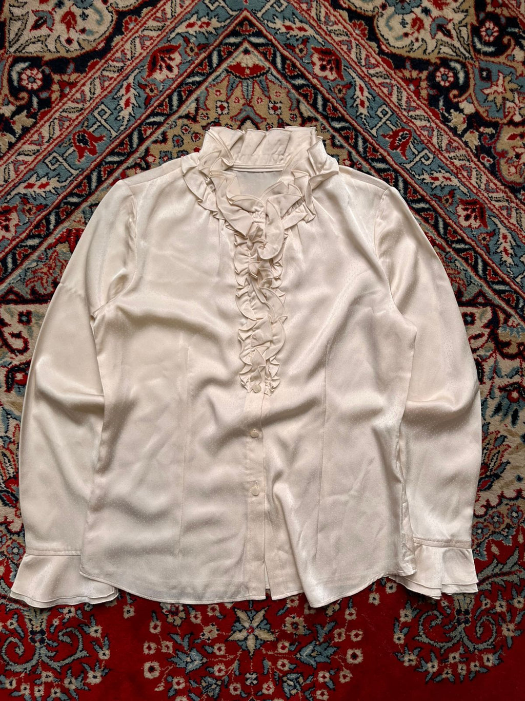 Leilian Original Ivory Satin Ruffle Front Dobby Dot Blouse - L