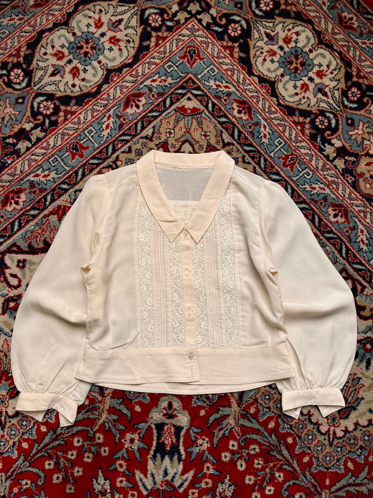 Vintage Embroidered Lace Trim Pintuck Button Up Blouse - M