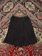Vintage Close Up Black Pleated Skirt - 24