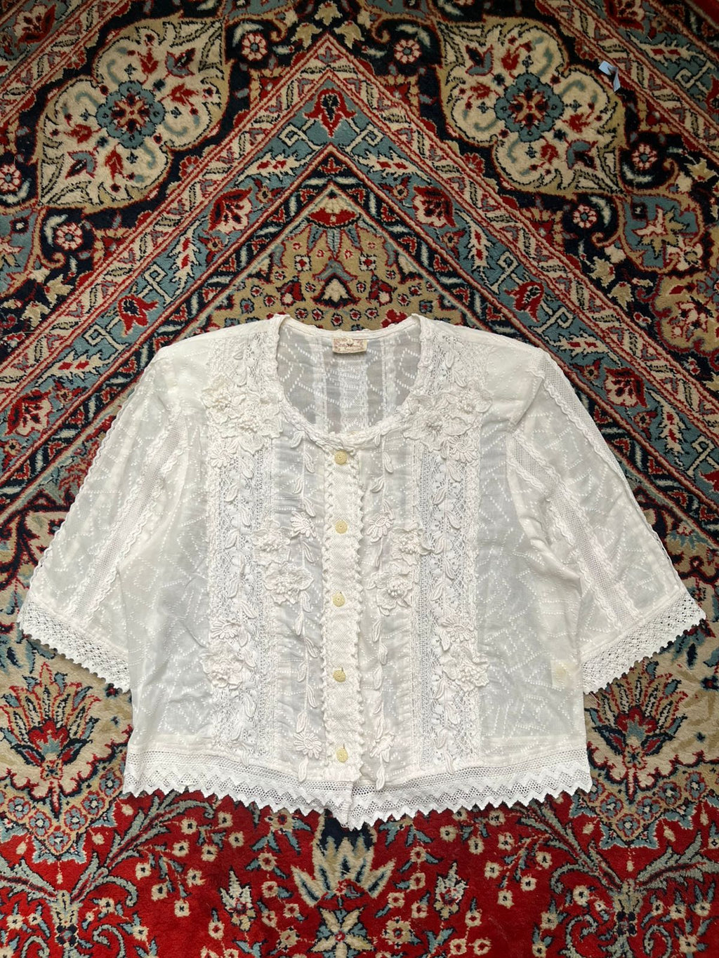 Vintage Lily Blouse Tokyo White Floral Embroidered Button Up Shirt - L